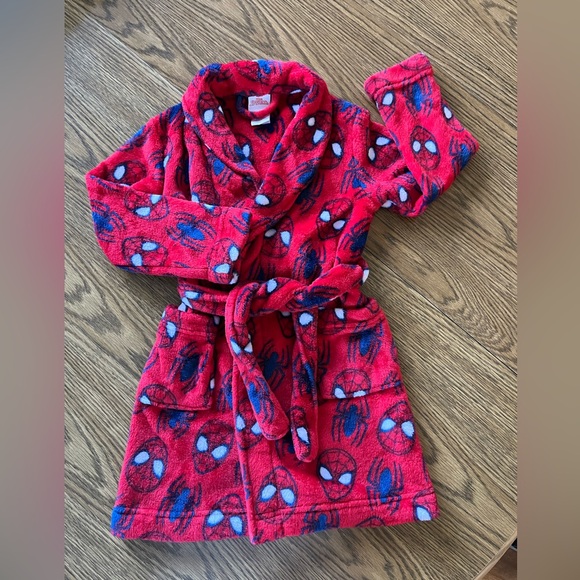 Marvel Other - Marvel Spider-Man Size 6 Robe - Red and Blue